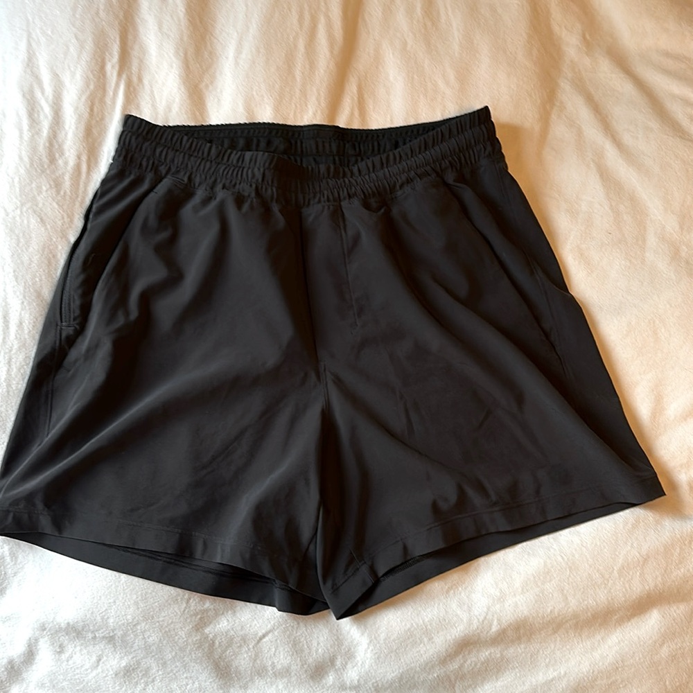 Lululemon Pace Breaker Linerless Short 5”